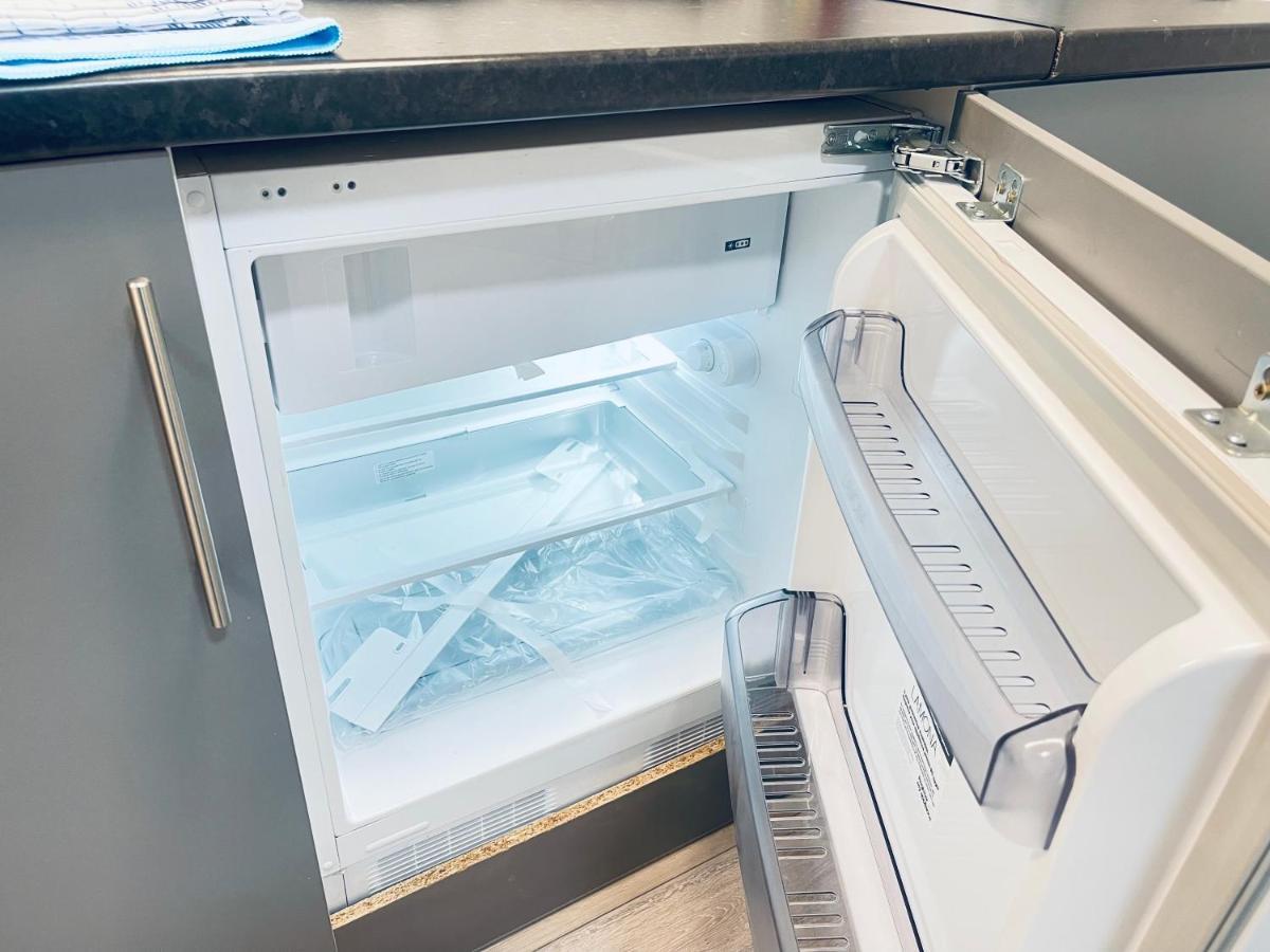 1 Bed Apartment With 2 Beds 1 Double Plus 1 Single 버밍엄 외부 사진